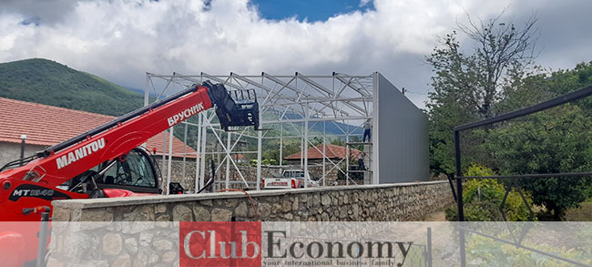 Брусник Лим